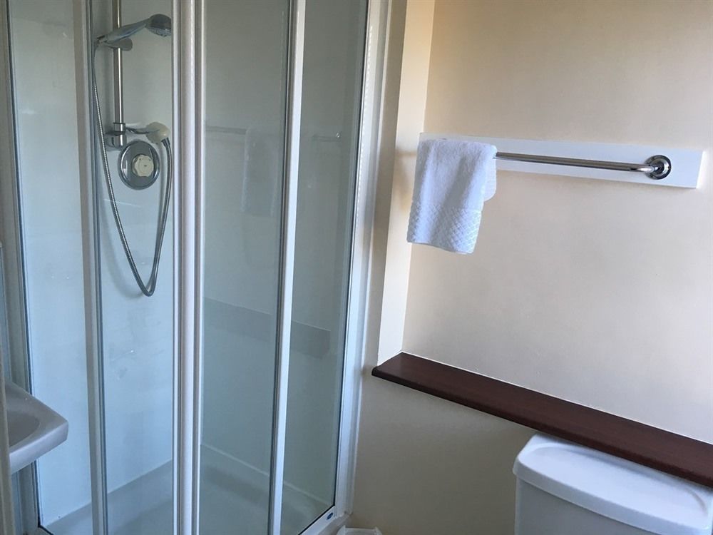 Novar Arms Hotel Evanton Buitenkant foto